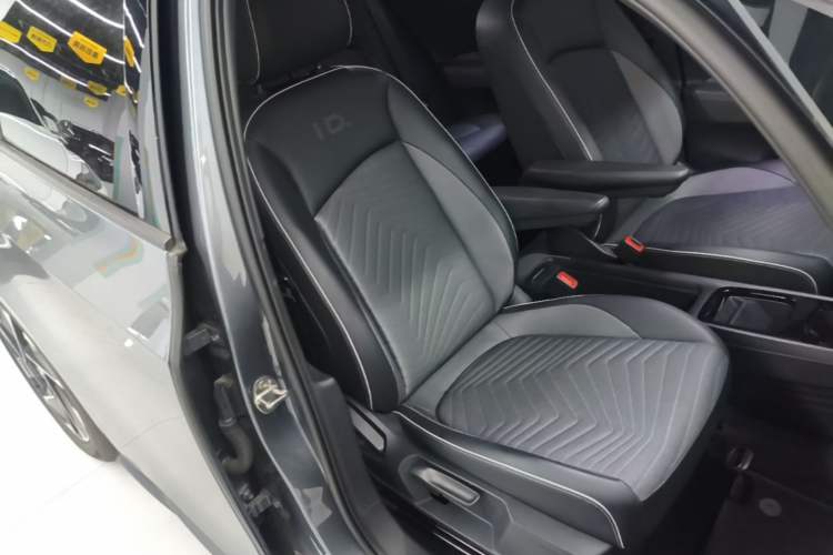 Used Volkswagen ID.3 2023 Pure Smart Edition Right Front Seat