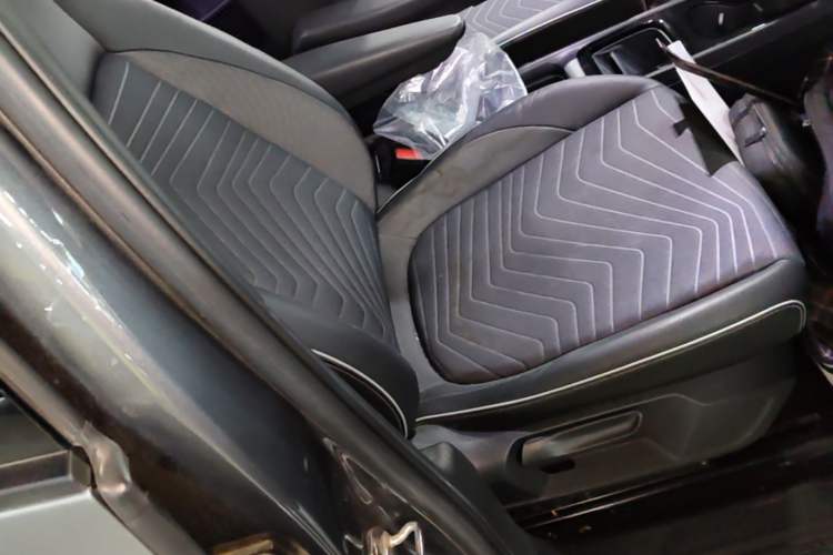 Used Volkswagen ID.3 2023 Upgraded Model Pure Intelligent Enjoyment Version Right Front Seat