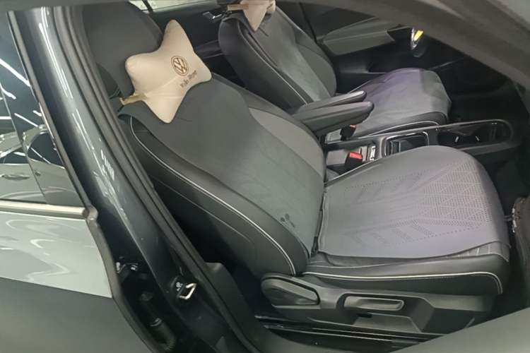 Used Volkswagen ID.3 2023 Pure Smart Edition Right Front Seat