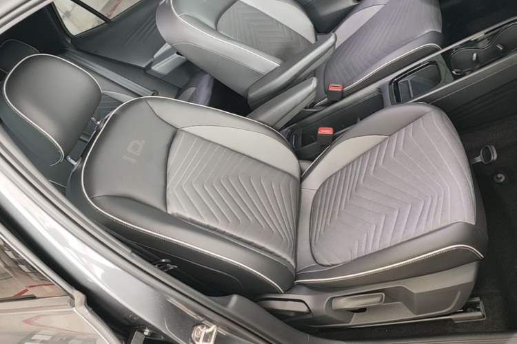 Used Volkswagen ID.3 2023 Upgraded Model Pure Intelligent Enjoyment Version Right Front Seat
