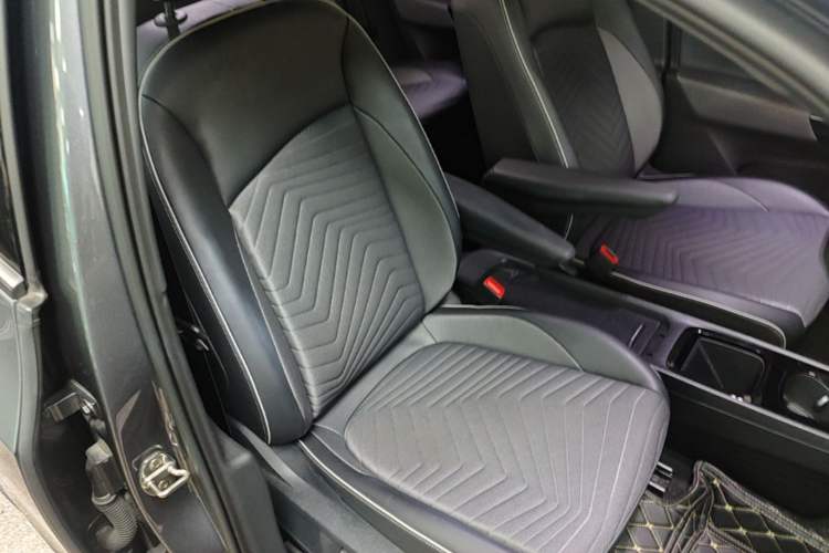 Used Volkswagen ID.3 2023 Upgraded Model Pure Intelligent Enjoyment Version Right Front Seat