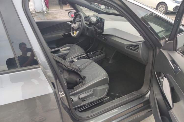 Used Volkswagen ID.3 2023 Pure Smart Edition Right Front Seat