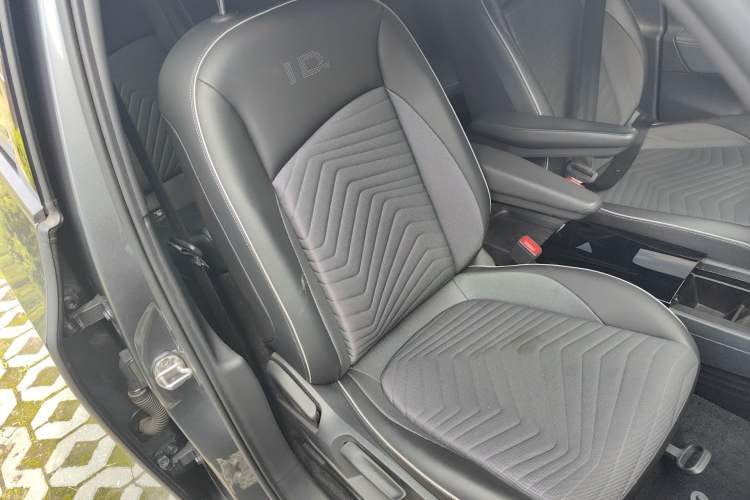 Used Volkswagen ID.3 2023 Pure Smart Edition Right Front Seat
