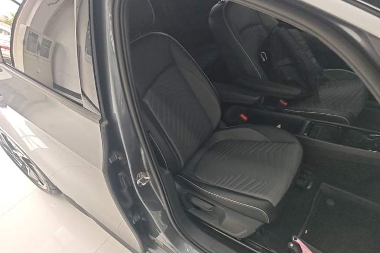 Used Volkswagen ID.3 2023 Pure Smart Edition Right Front Seat