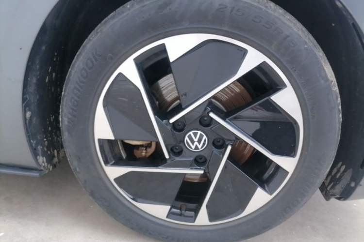 Used Volkswagen ID.3 2023 Upgraded Version Smart Intelligence Edition Right Front Wheel Hub