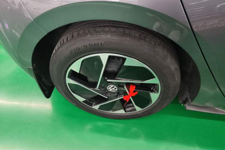 Used Volkswagen ID.3 2023 Upgraded Model Pure Intelligent Enjoyment Version Right Rear Wheel Hub