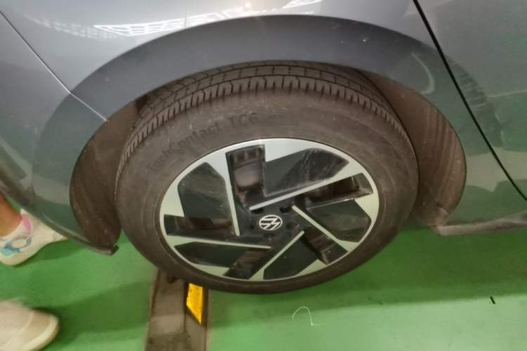 Used Volkswagen ID.3 2023 Upgraded Model Pure Intelligent Enjoyment Version Right Rear Wheel Hub