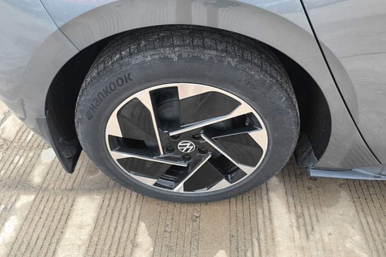 Used Volkswagen ID.3 2023 Upgraded Model Pure Intelligent Enjoyment Version Right Rear Wheel Hub