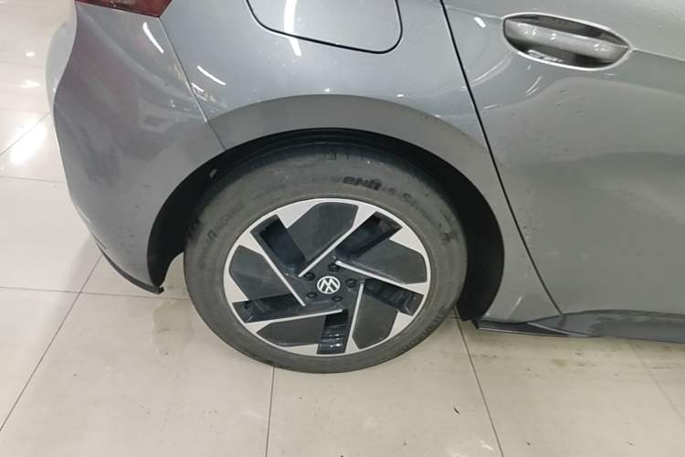 Used Volkswagen ID.3 2023 Pure Smart Edition Right Rear Wheel Hub