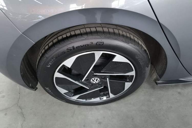 Used Volkswagen ID.3 2023 Pure Smart Edition Right Rear Wheel Hub