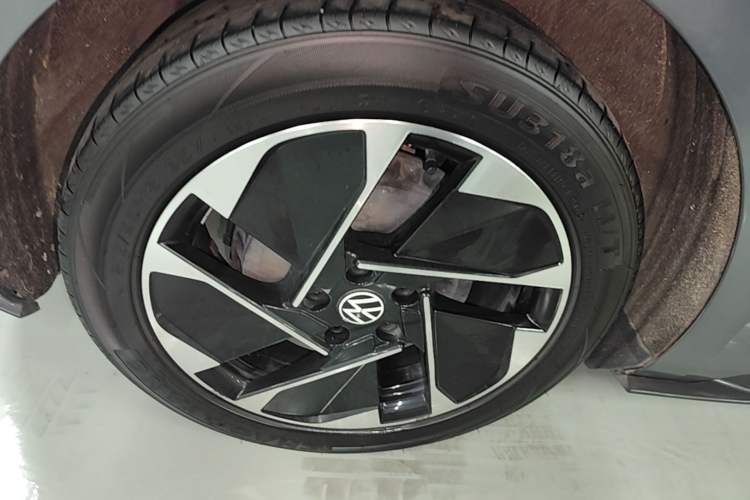 Used Volkswagen ID.3 2023 Pure Smart Edition Right Rear Wheel Hub