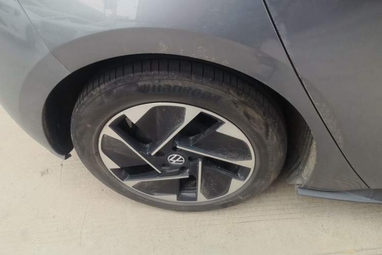 Used Volkswagen ID.3 2023 Upgraded Model Pure Intelligent Enjoyment Version Right Rear Wheel Hub