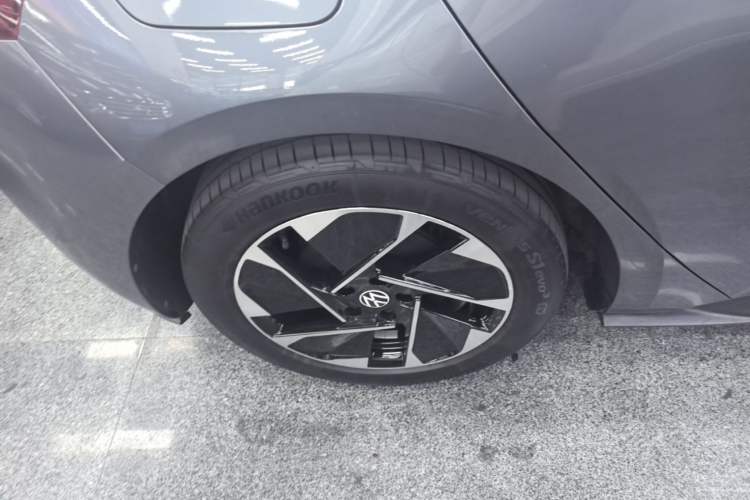 Used Volkswagen ID.3 2023 Upgraded Model Pure Intelligent Enjoyment Version Right Rear Wheel Hub
