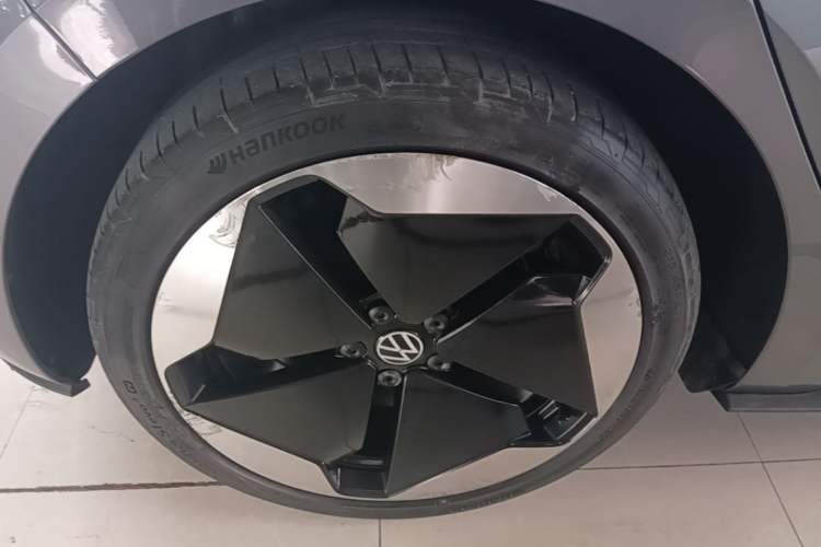 Used Volkswagen ID.3 2023 Pure Smart Edition Right Rear Wheel Hub