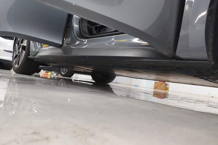 Used Volkswagen ID.3 2023 Pure Smart Edition Right Side Sill