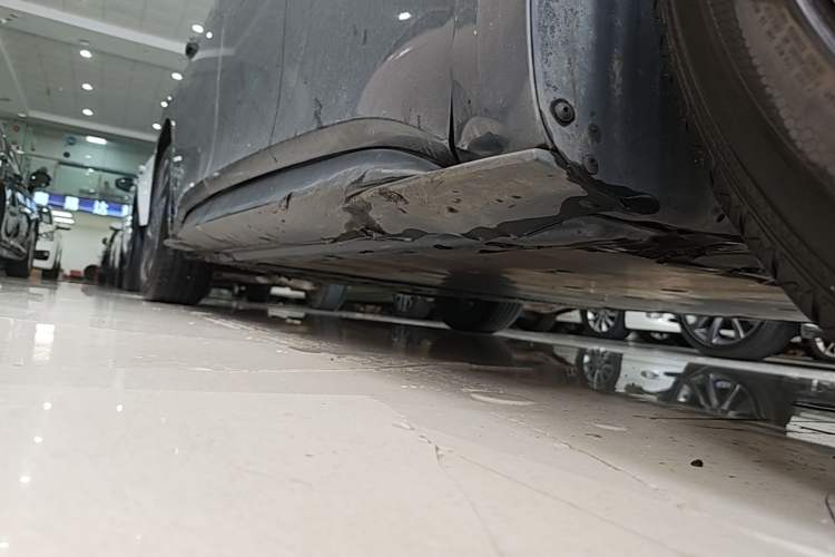 Used Volkswagen ID.3 2023 Pure Smart Edition Right Side Sill