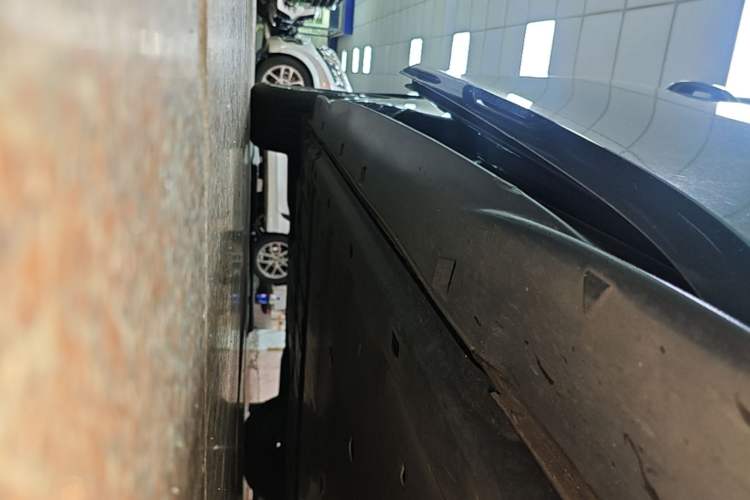 Used Volkswagen ID.3 2023 Upgraded Model Pure Intelligent Enjoyment Version Right Side Sill