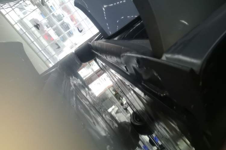 Used Volkswagen ID.3 2023 Upgraded Model Pure Intelligent Enjoyment Version Right Side Sill