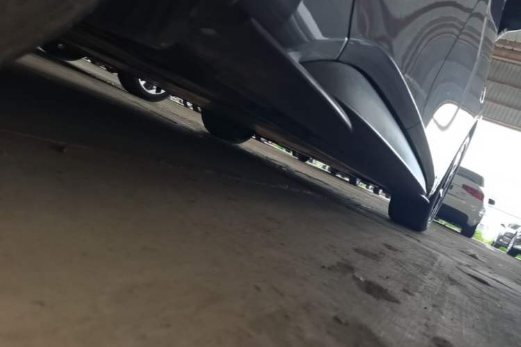 Used Volkswagen ID.3 2023 Upgraded Model Pure Intelligent Enjoyment Version Right Side Sill