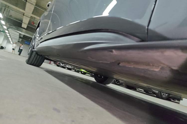 Used Volkswagen ID.3 2023 Pure Smart Edition Right Side Sill