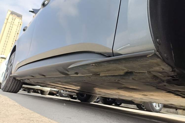 Used Volkswagen ID.3 2023 Upgraded Model Pure Intelligent Enjoyment Version Right Side Sill