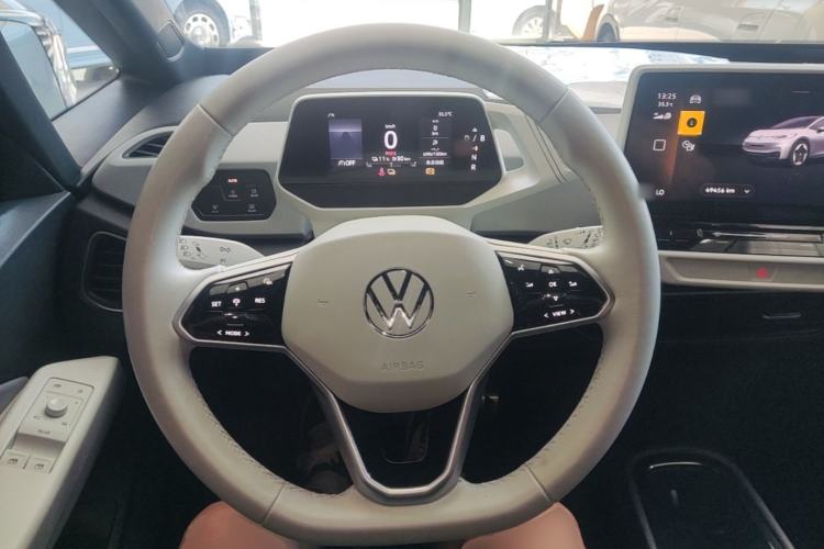 Used Volkswagen ID.3 2023 Upgraded Model Pure Intelligent Enjoyment Version Steering Wheel