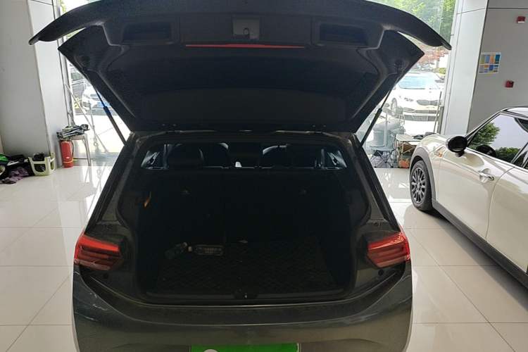 Used Volkswagen ID.3 2023 Upgraded Model Pure Intelligent Enjoyment Version Trunk