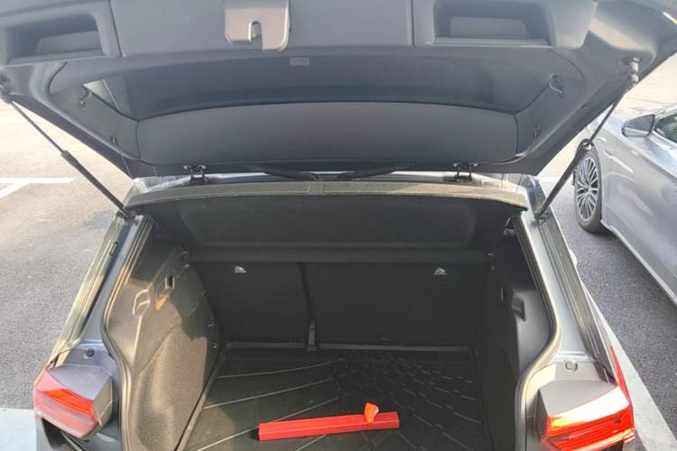 Used Volkswagen ID.3 2023 Upgraded Model Pure Intelligent Enjoyment Version Trunk