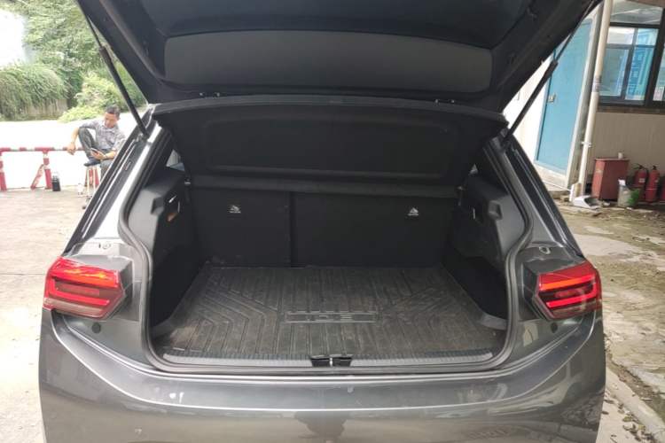 Used Volkswagen ID.3 2023 Upgraded Model Pure Intelligent Enjoyment Version Trunk
