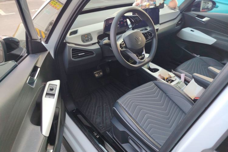 Used Volkswagen ID.3 2023 Pure Smart Edition Driver Seat