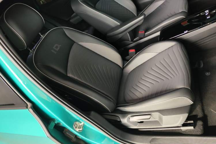 Used Volkswagen ID.3 2023 Pure Smart Edition Right Front Seat