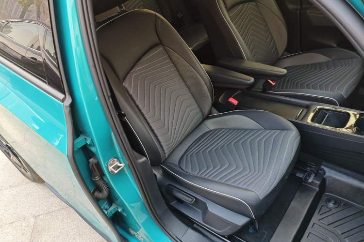 Used Volkswagen ID.3 2023 Pure Smart Edition Right Front Seat