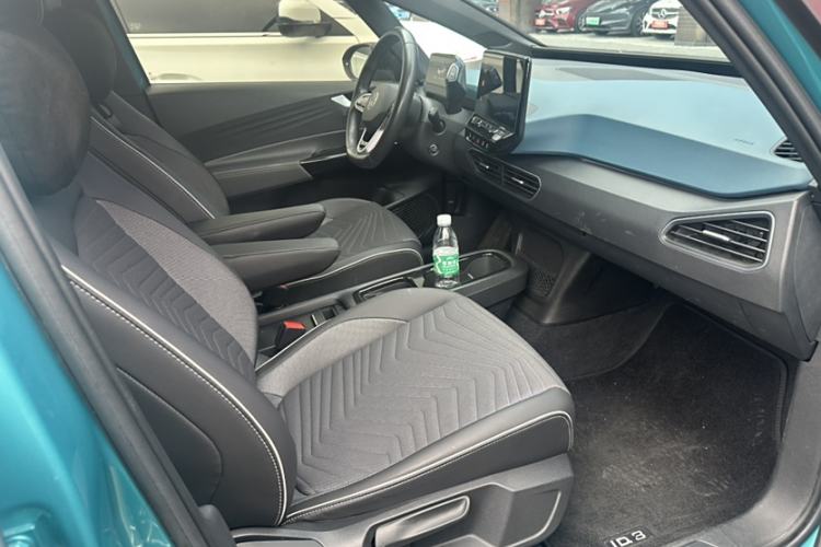 Used Volkswagen ID.3 2023 Pure Smart Edition Right Front Seat