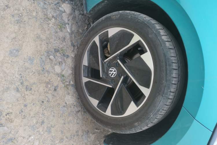 Used Volkswagen ID.3 2023 Pure Smart Edition Right Front Wheel Hub