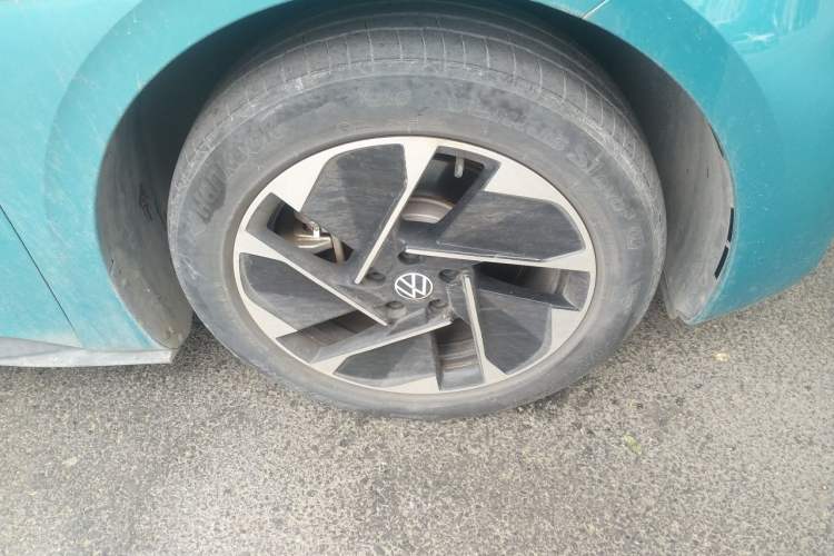 Used Volkswagen ID.3 2023 Pure Smart Edition Right Front Wheel Hub