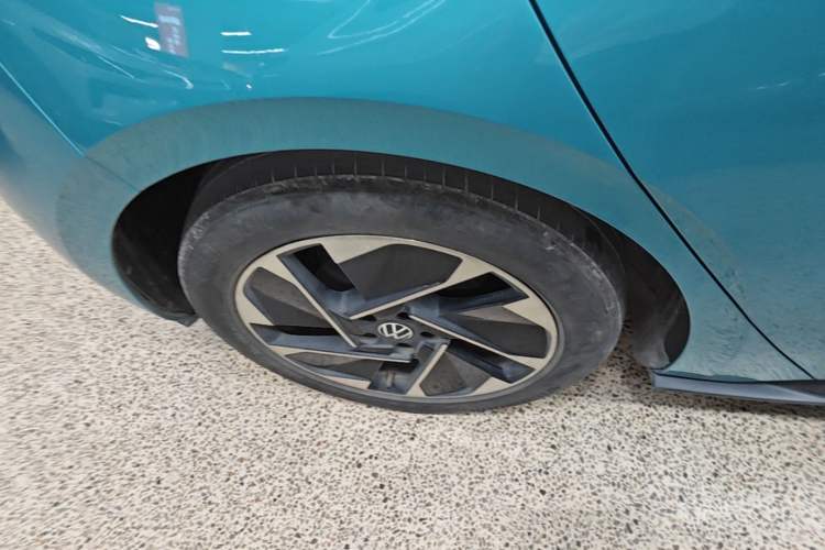 Used Volkswagen ID.3 2023 Pure Smart Edition Right Rear Wheel Hub
