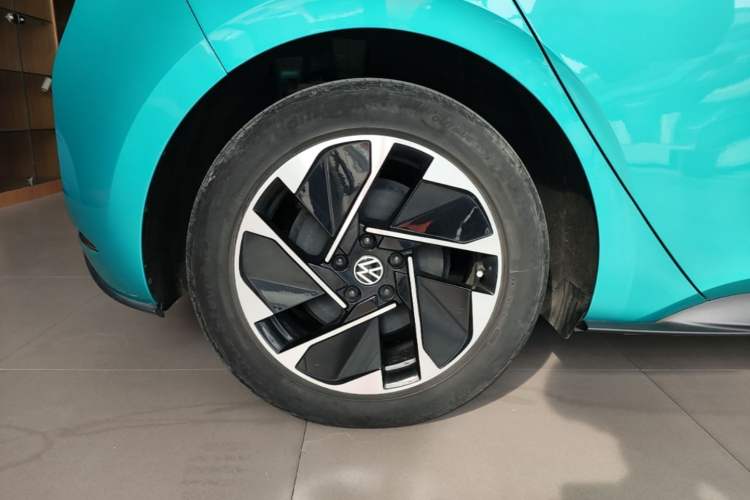 Used Volkswagen ID.3 2023 Pure Smart Edition Right Rear Wheel Hub