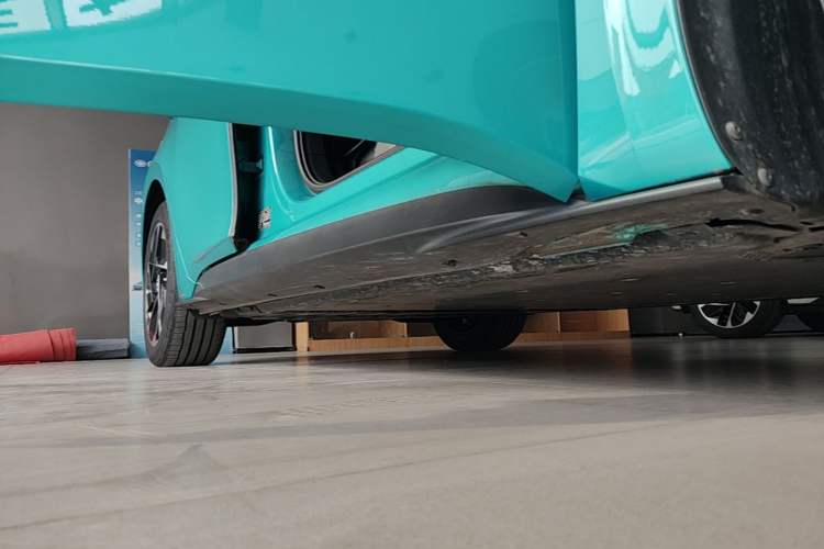 Used Volkswagen ID.3 2023 Pure Smart Edition Right Side Sill