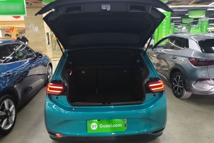 Used Volkswagen ID.3 2023 Pure Smart Edition Trunk