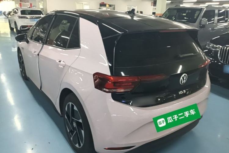 Used Volkswagen ID.3 2023 Pure Smart Edition Rear Left 45 Deg