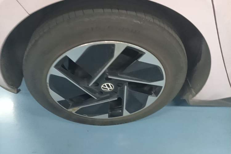 Used Volkswagen ID.3 2023 Pure Smart Edition Right Rear Wheel Hub
