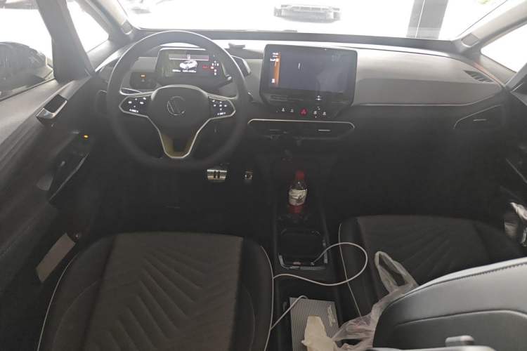 Used Volkswagen ID.3 2023 Pure Smart Edition Center Console
