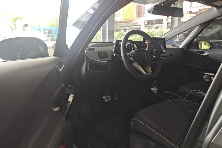 Used Volkswagen ID.3 2023 Pure Smart Edition Driver Seat
