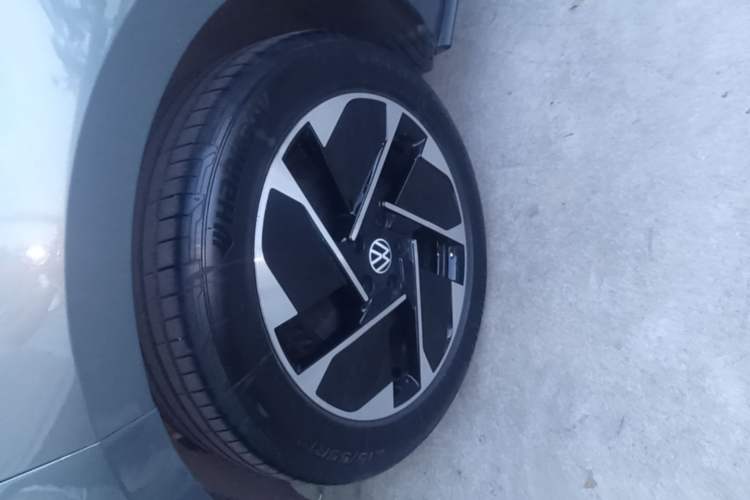 Used Volkswagen ID.3 2023 Upgraded Model Pure Intelligent Enjoyment Version Exterior 5
