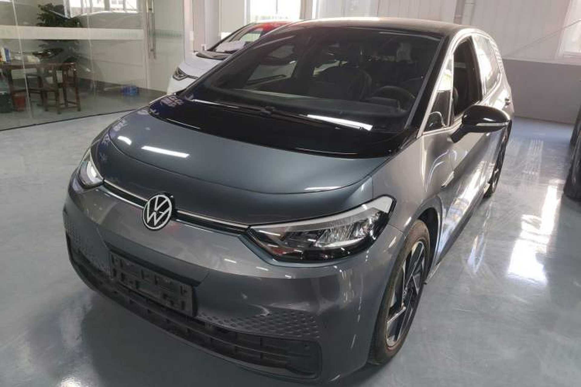 Used Volkswagen ID.3 2023 Upgraded Model Pure Intelligent Enjoyment Version Front Left 45 Deg