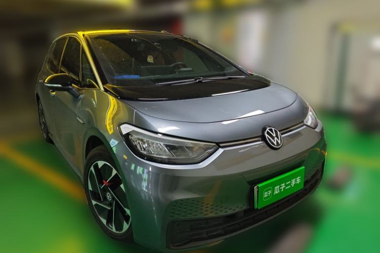 Used Volkswagen ID.3 2023 Upgraded Model Pure Intelligent Enjoyment Version Front Right 45 Deg