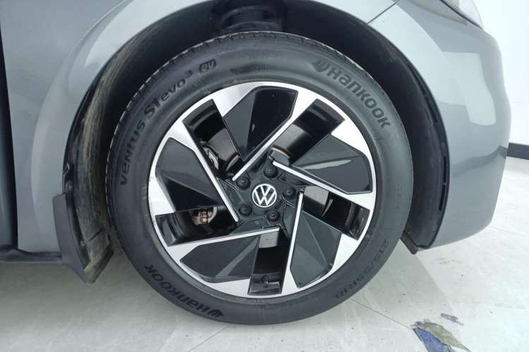 Used Volkswagen ID.3 2023 Pure Smart Edition Left Front Wheel Hub