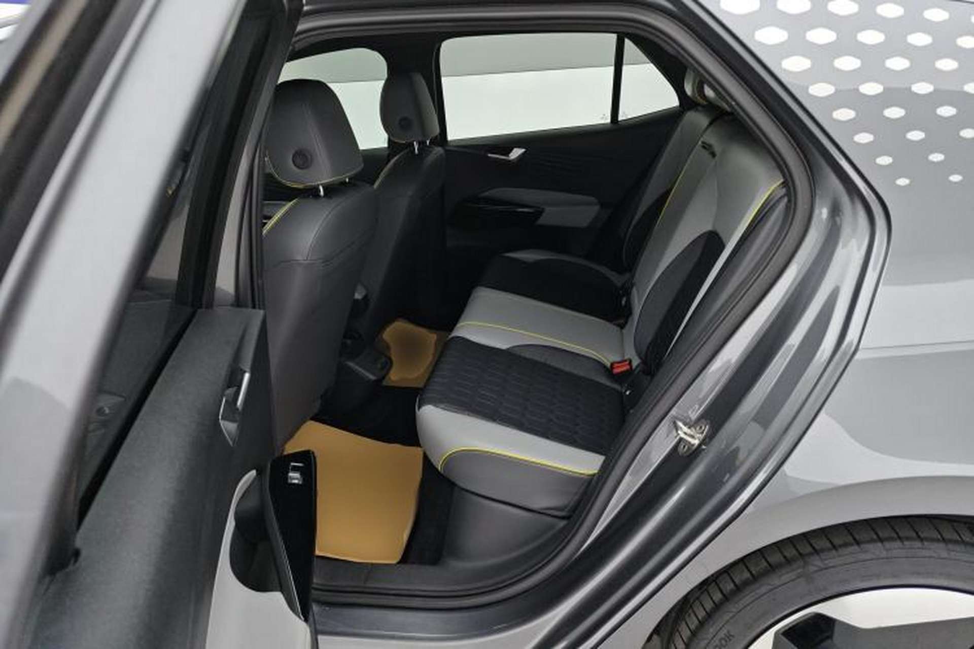 Used Volkswagen ID.3 2023 Upgraded Version Smart Intelligence Edition Left Rear Seat
