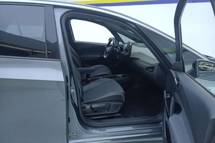 Used Volkswagen ID.3 2023 Pure Smart Edition Right Front Seat