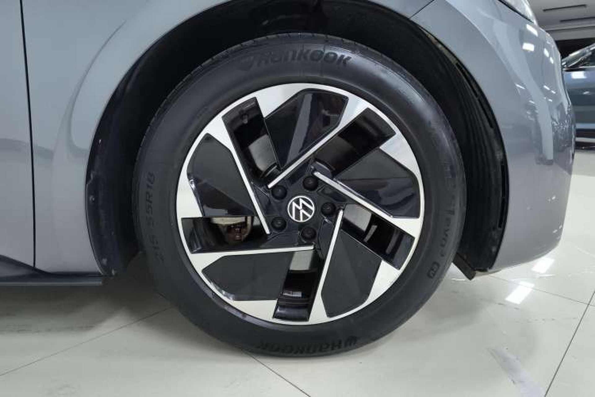 Used Volkswagen ID.3 2023 Pure Smart Edition Right Front Wheel Hub